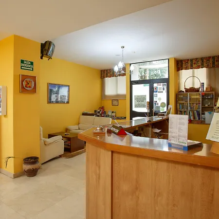 酒店 Restaurante Pontinas 3*