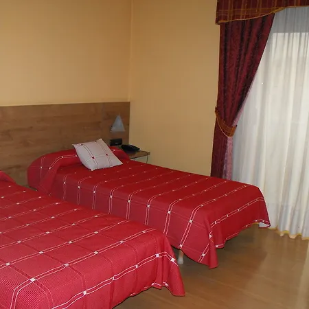 酒店 Restaurante Pontinas 拉林