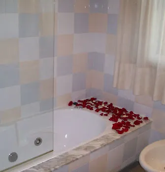 酒店 Restaurante Pontinas 拉林