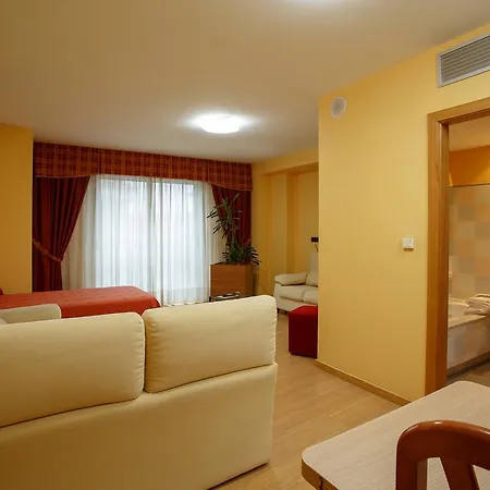 酒店 Restaurante Pontinas 3*