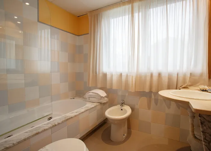 מלון Restaurante Pontinas Lalín