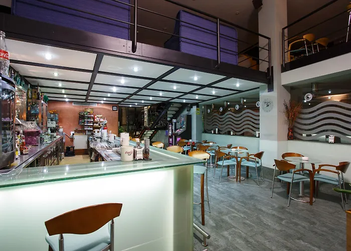 מלון Restaurante Pontinas 3*