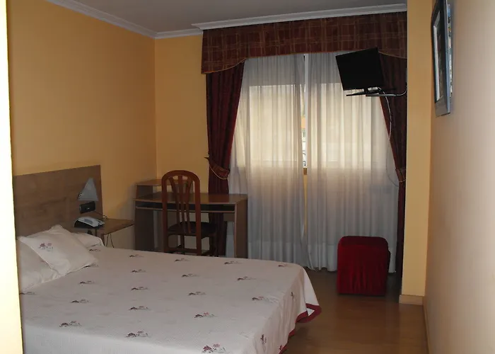 Otel Restaurante Pontinas